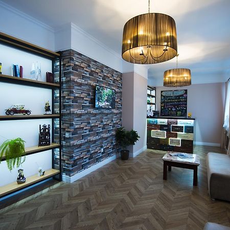 Akbulak Hotel Astana Luaran gambar